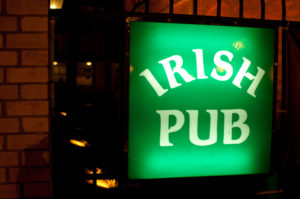 Picture of green sign saying IRISH PUB